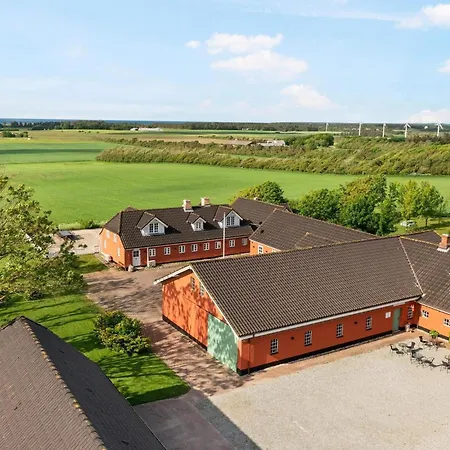 4 Star In * Hjørring